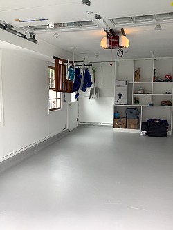 Garage floor and wall painting