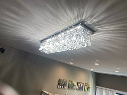 Ceiling light fixture